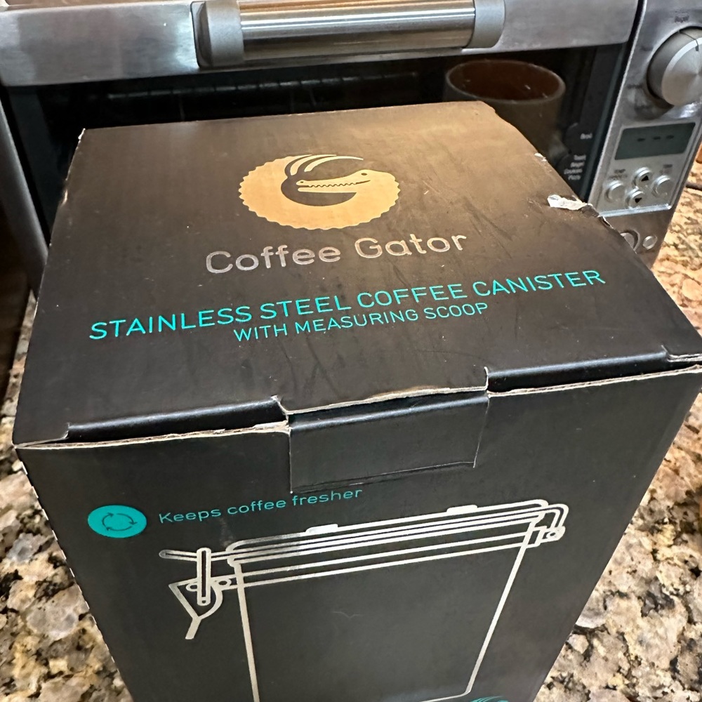 Coffee Gator Storage Container - Picture 4 of 6